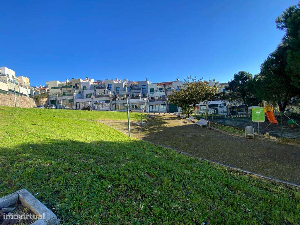 Investimento- Loja em Valongo possibilidade de Converter em T2-17