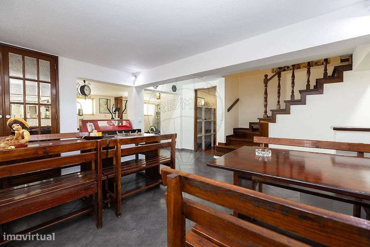 Moradia T4 para venda-28