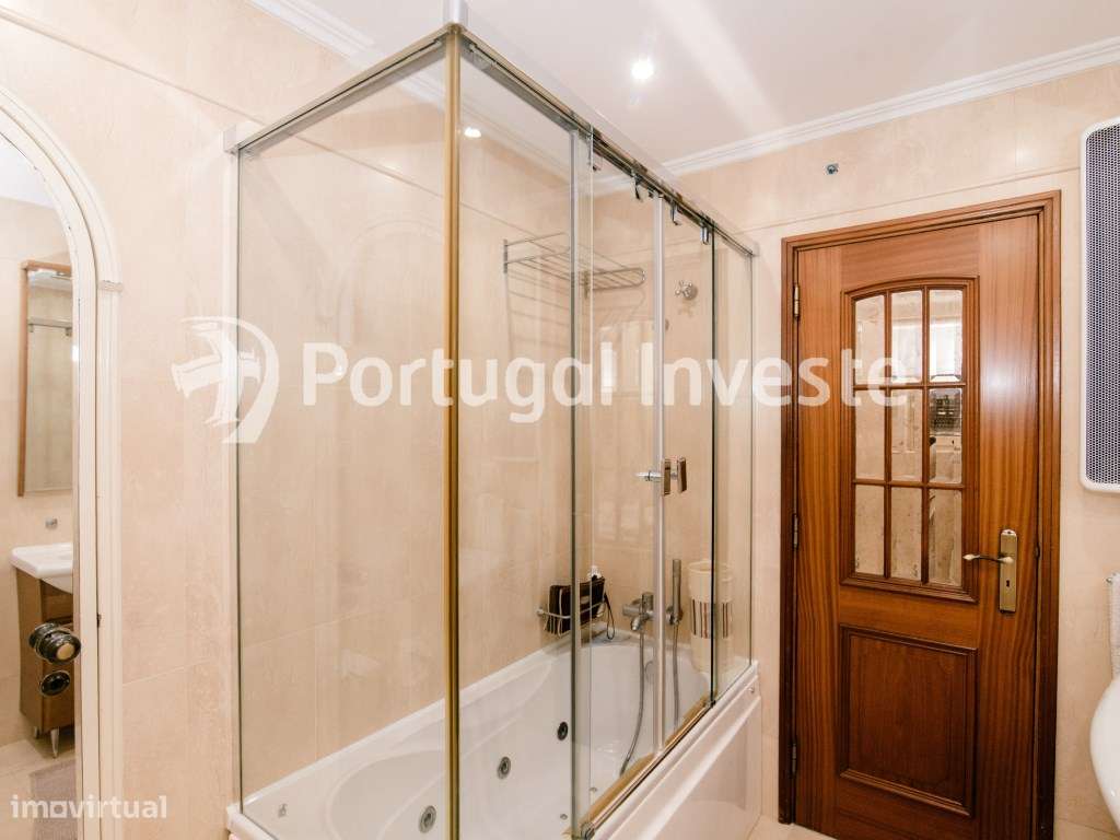 Excepcional apartamento de 4 assoalhadas na Cova da Piedade - Almada-21