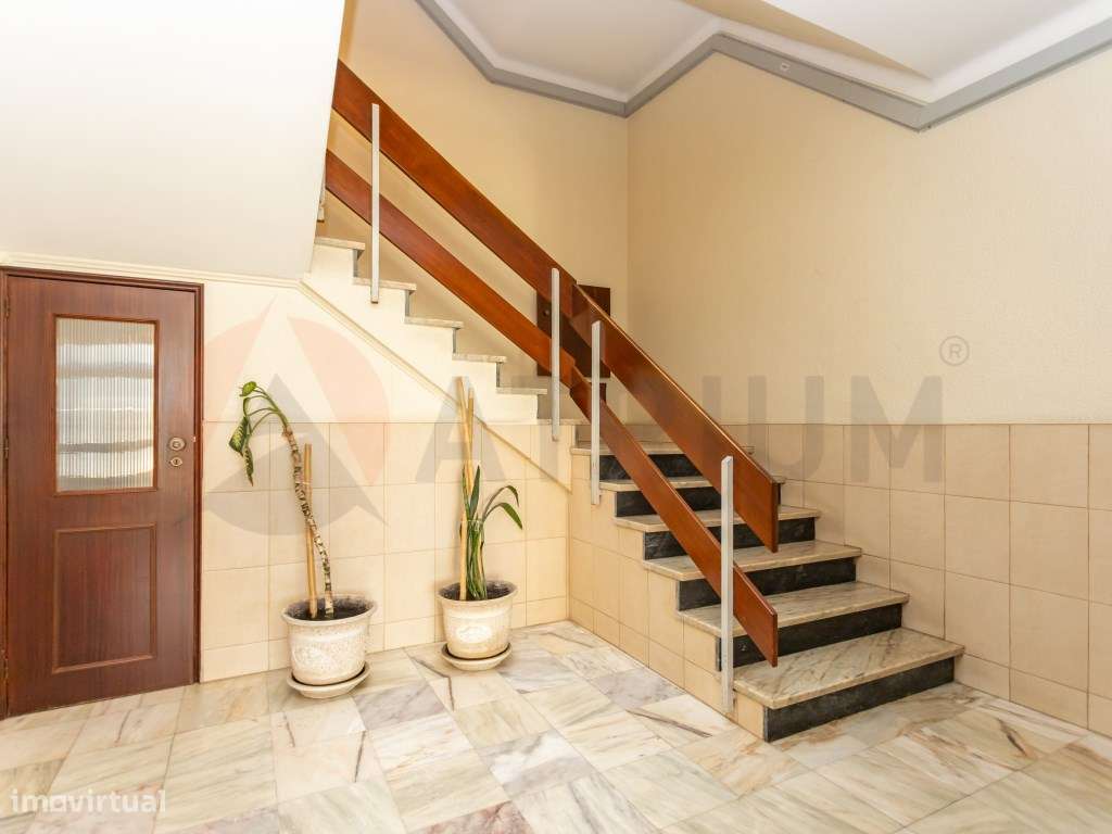 Oportunidade Imperdível, Ideal para investimento ou habitação.-26