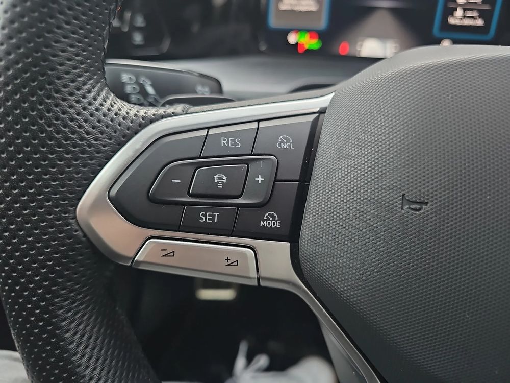 REZERWACJA FV23%, R-Line 1.5 eTSI mHEV 150KM, Salon Polska, ASO, 1 wł.