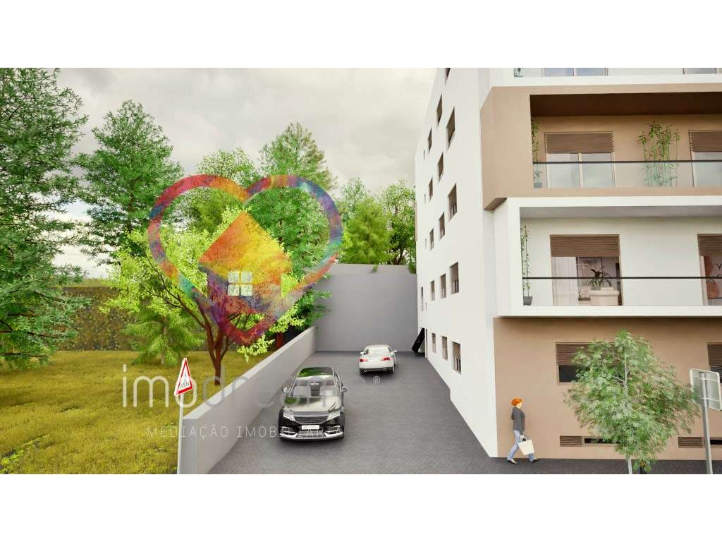 Apartamento T3 c/ Varanda em Oliveira de Azeméis, Aveiro-10