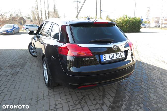 Opel Insignia 2.0 CDTI Sports Tourer Innovation - 9