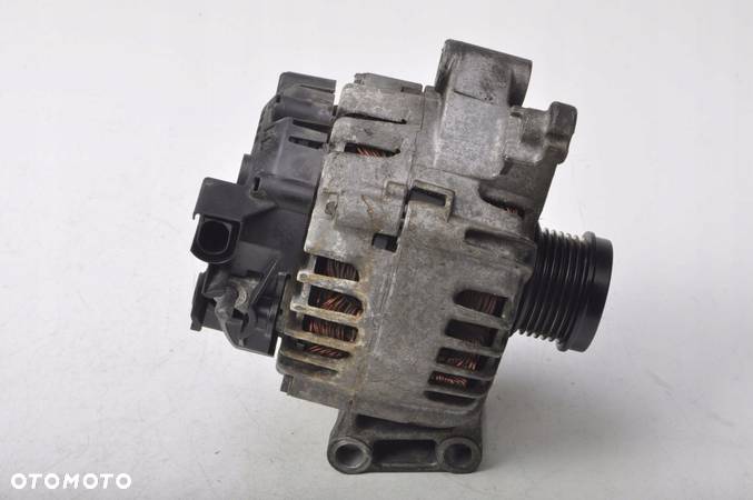 VOLVO S60 II V60 1.6 T4 ALTERNATOR 31285435 - 1