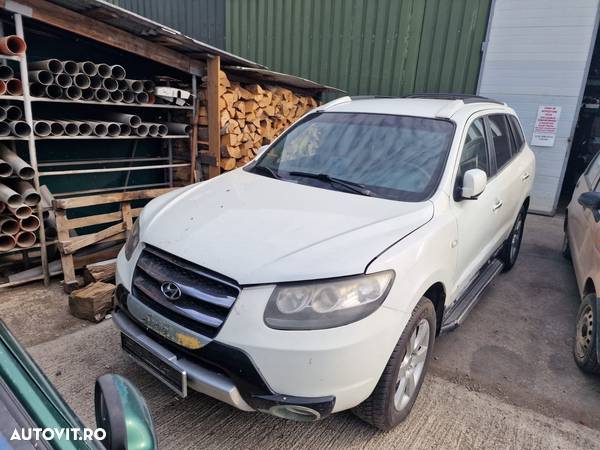 Dezmembram Hyundai Santa Fe, an 2007, motor 2.2 euro 4 - 7