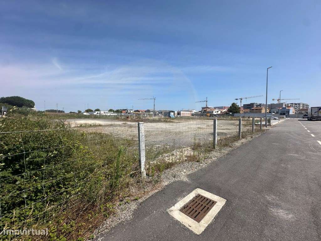 Fantástico Lote com 400 m2 na Póvoa de Varzim - Grande imagem: 5/25
