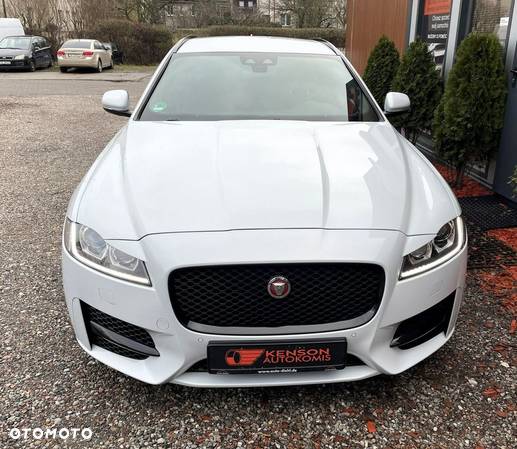 Jaguar XF 2.0 i4D AWD R-Sport - 40