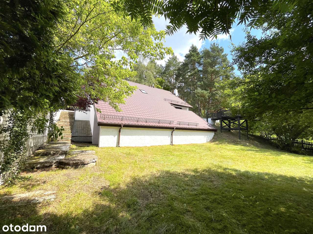 dom w lesie nad zakolem rzeki-16