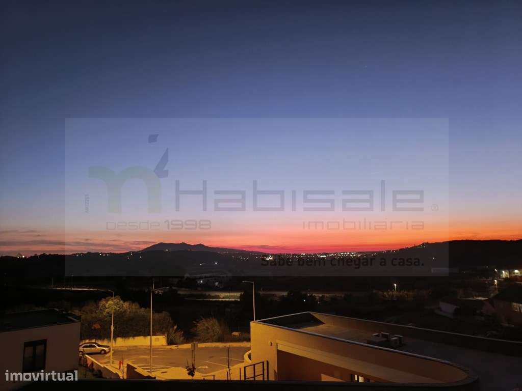 Moradia Geminada T3 garagem 60 m2 - Grande imagem: 4/35