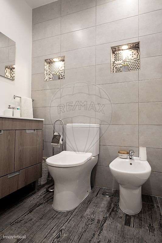 Apartamento T2- Totalmente remodelado-12