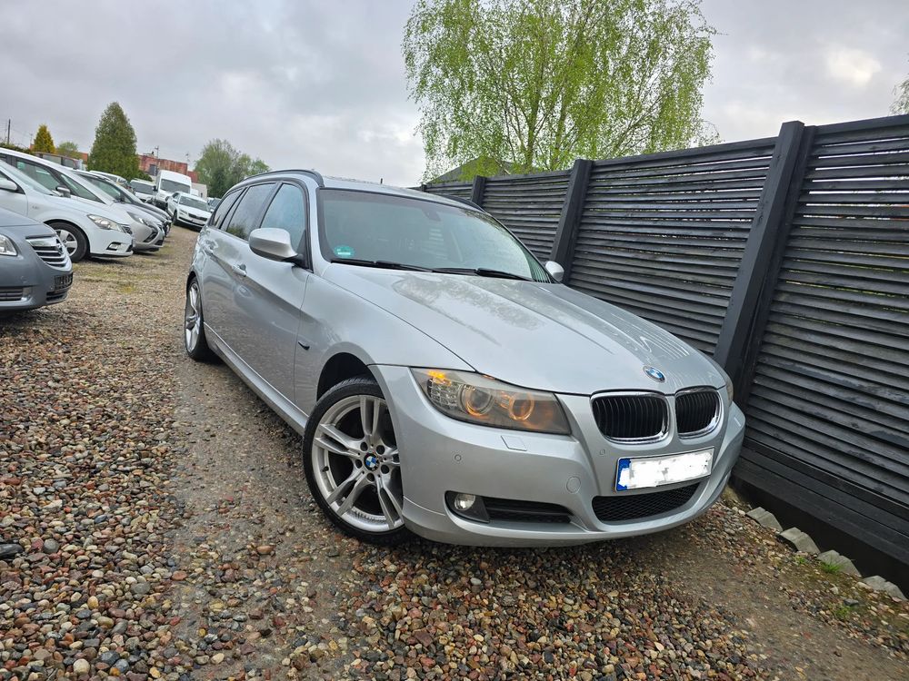 BMW 3 Series E90/E91/E92/E93 (2005-2012) 2011