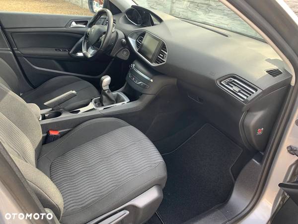 Peugeot 308 1.6 HDi Active - 10