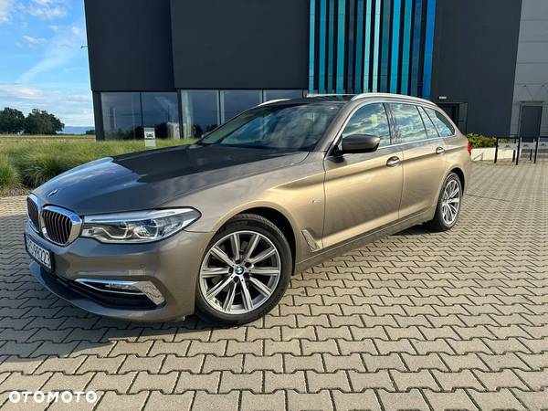 BMW Seria 5 520d Touring Luxury Line - 11