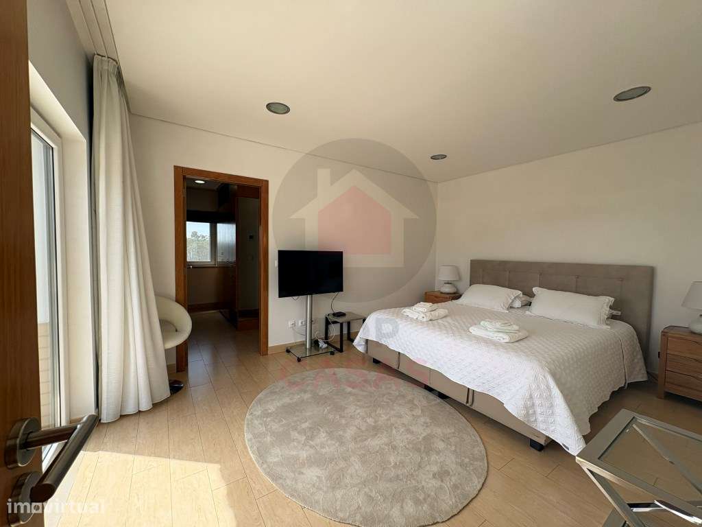 Moradia Contemporânea de Luxo com Vista Deslumbrante sobre a Lagoa ...-37
