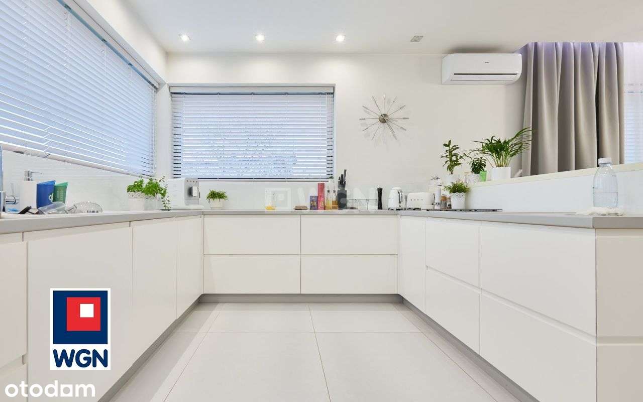 Dom, 180 m², Suchedniów-8