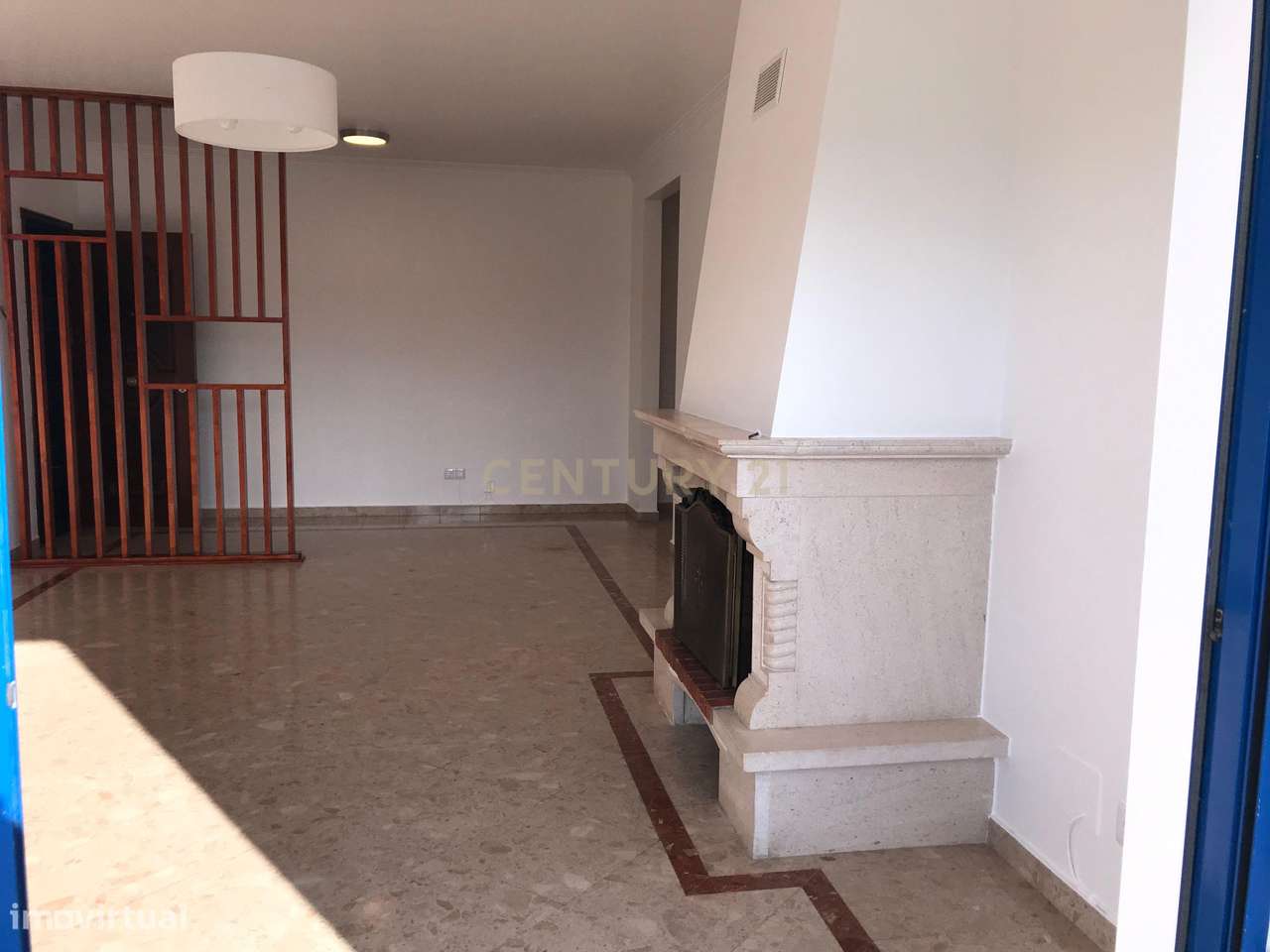 T3 Renovado com Vista Mar | Suíte | Box Fechada | Ericeira-12