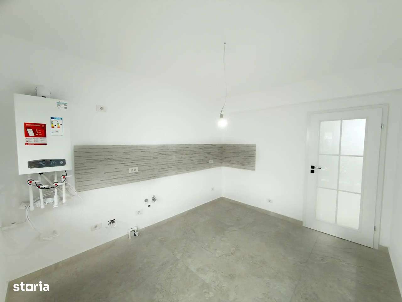 Casa Vila noua 3 dormitoare + birou / 4 bai / 16 min metrou 1 Dec 1918-7