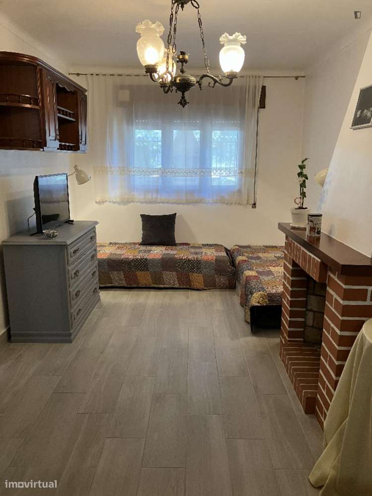 Estúdio - localizado em Alto de São João Coimbra - Grande imagem: 3/10