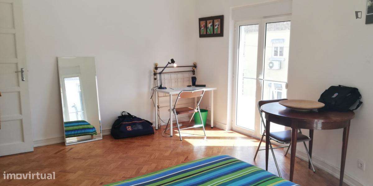 Quarto - localizado em Entrecampos Lisbon - Grande imagem: 2/10
