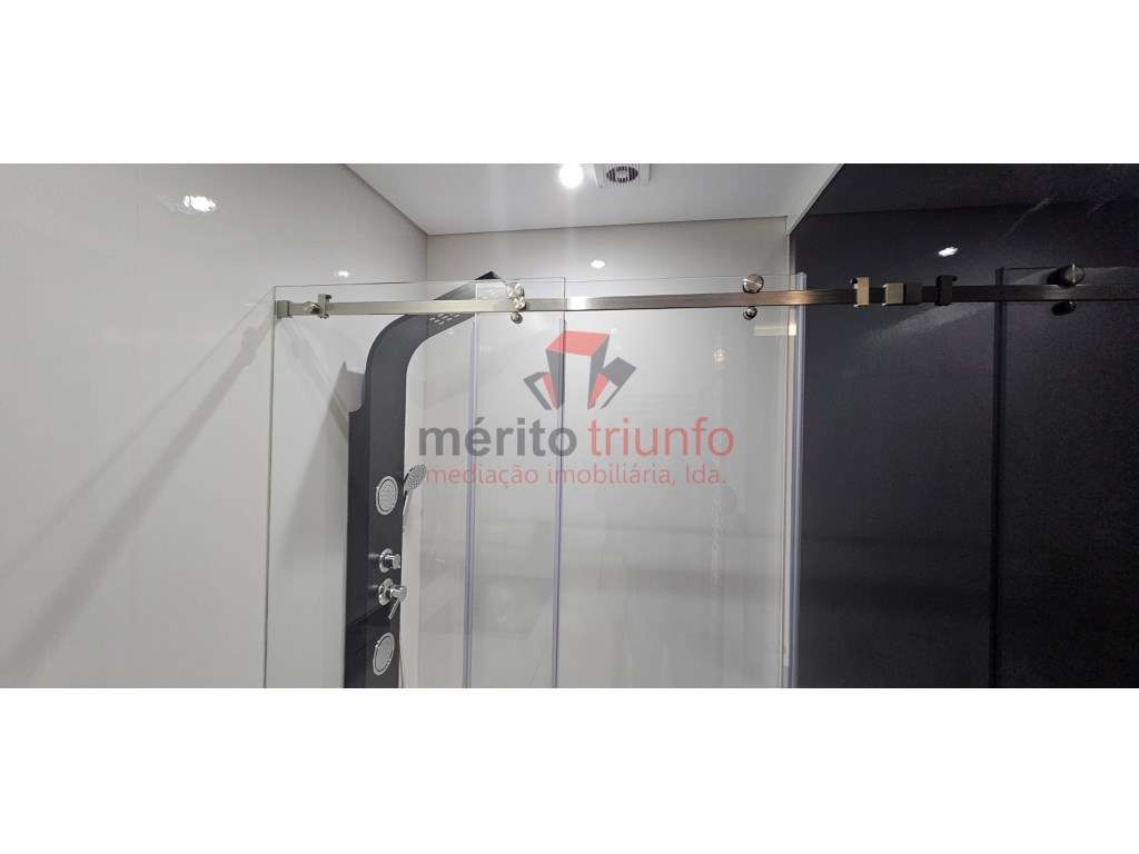 Oferta Escritura e Registo- Apartamento T3 NOVO - Ramalde - Porto-16