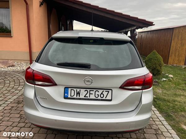 Opel Astra V 1.6 CDTI Dynamic - 6