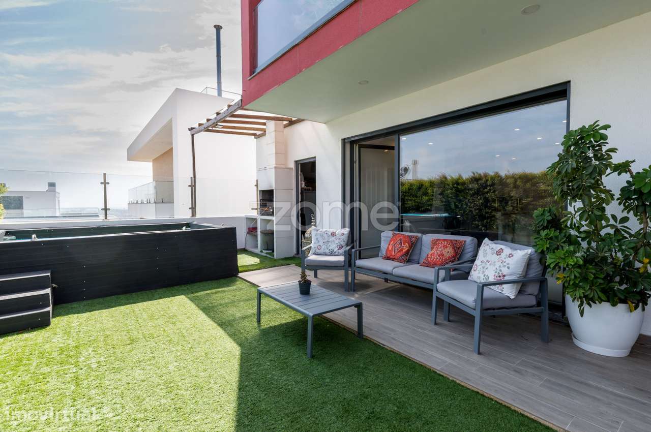 Moradia T4 Bª São Sebastião - Famões-39