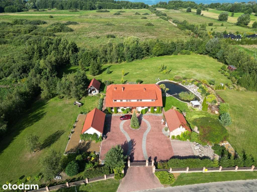przepiękny dom z agroturystyką tuż nad wodą