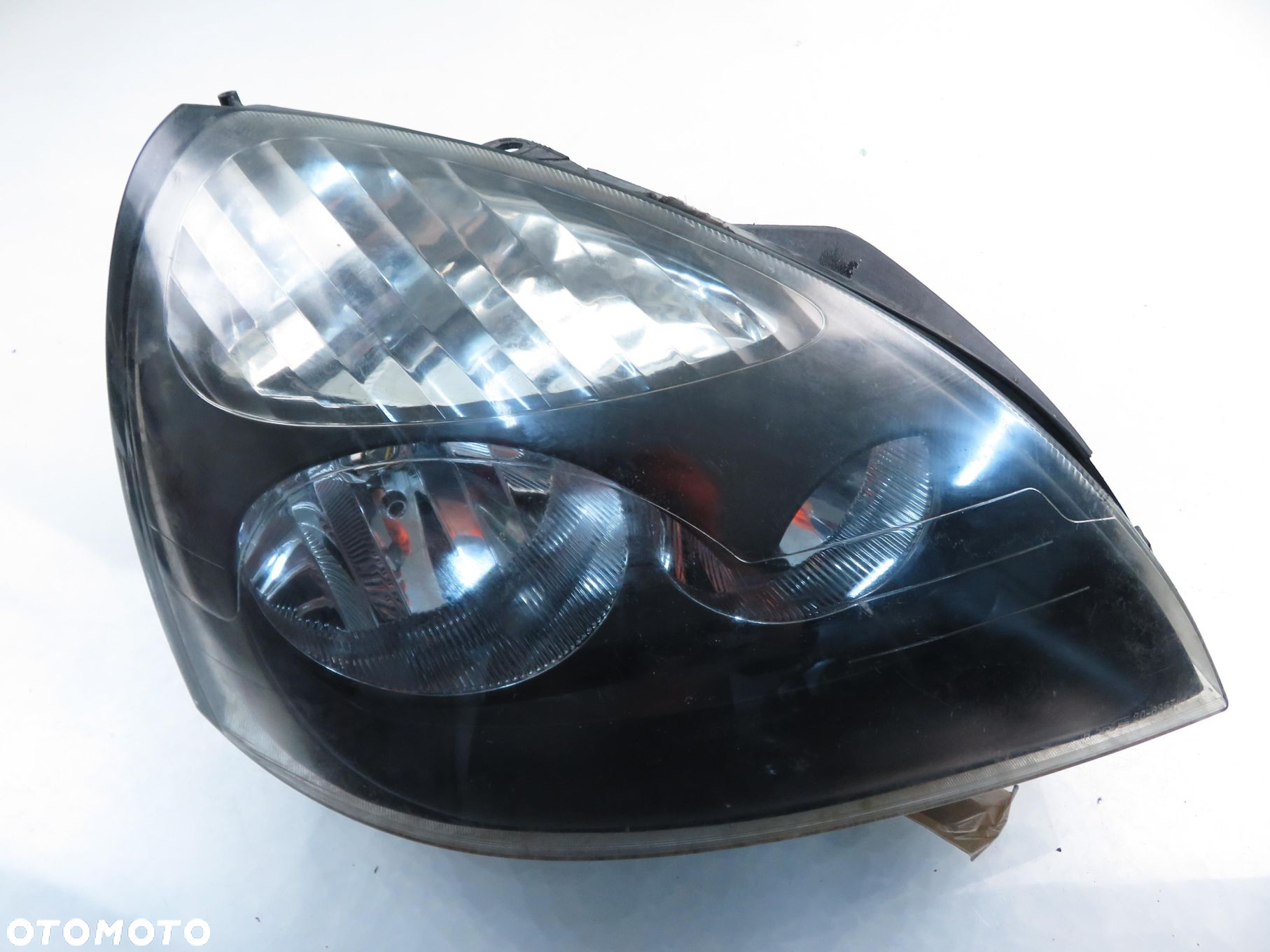 LAMPA PRAWA PRZEDNIA RENAULT CLIO II LIFT - 14