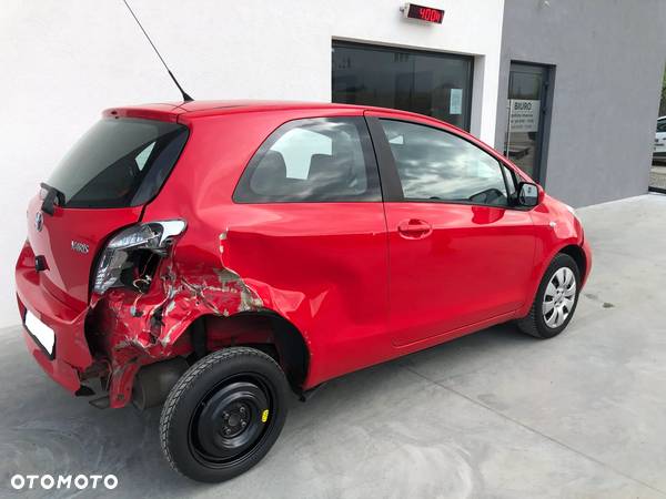 Toyota Yaris 1.33 Luna - 5