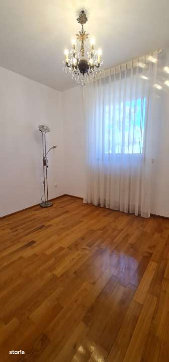 Casa /Vila Lacul Tei D+P+1+M Renovata-2