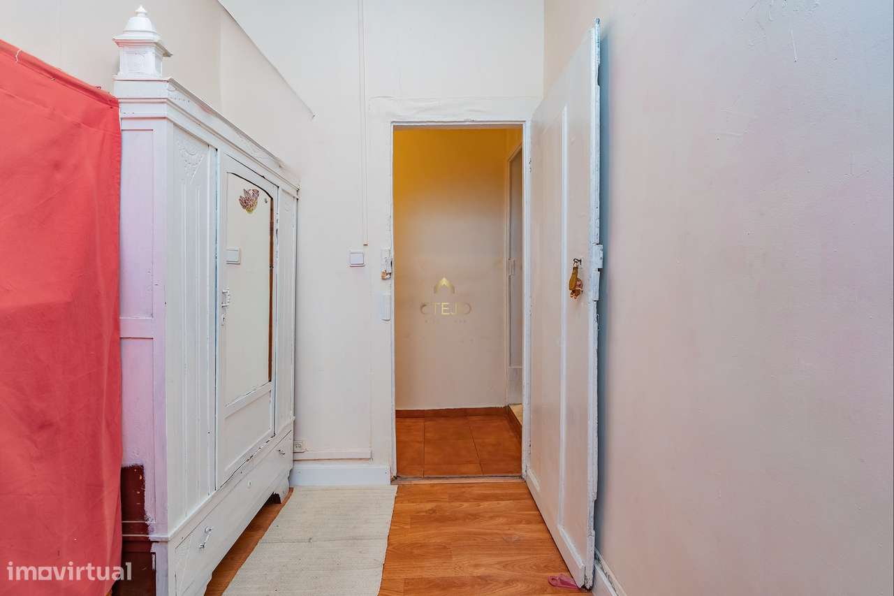 Apartamento T4 Central em Misericórdia, Lisboa-9