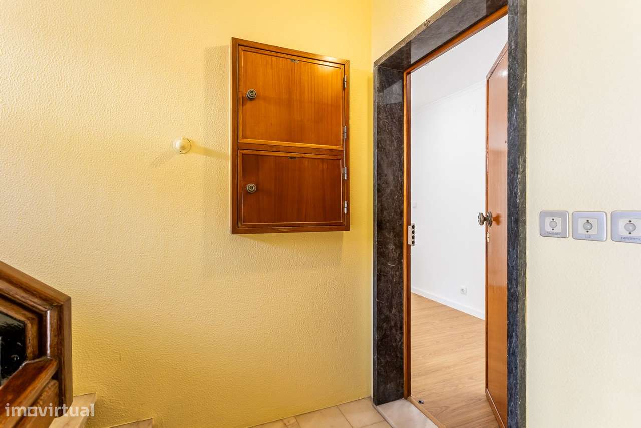 Apartamento t2 à venda na Murtal - Madorna-25