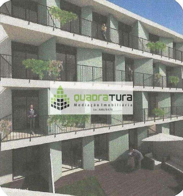 ESTÚDIO COSTA CABRAL | Varanda | Garagem - Grande imagem: 2/4