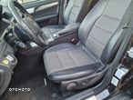 Mercedes-Benz Klasa C 180 T Kompressor Automatik BlueEFFICIENCY Avantgarde - 23