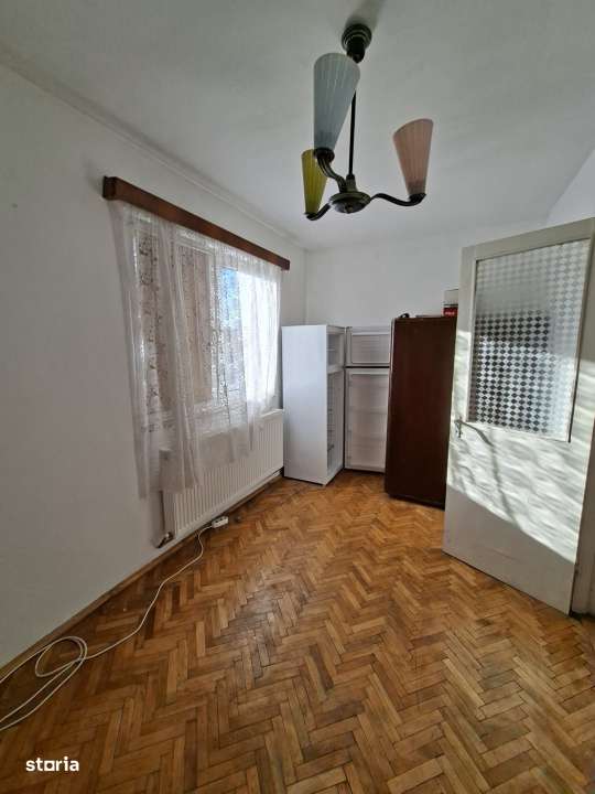 Vanzare - Apartament 2 camere, nedecomandat, etaj 4 cu hidroizolatie - Imagine principală: 3/6
