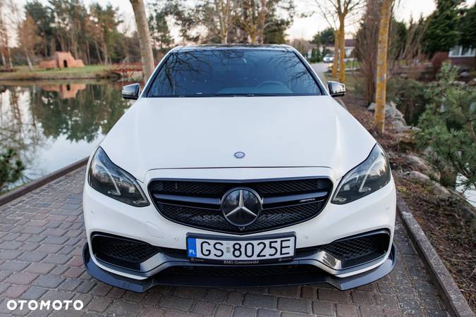 Mercedes-Benz Klasa E 63 AMG S 4-Matic - 5