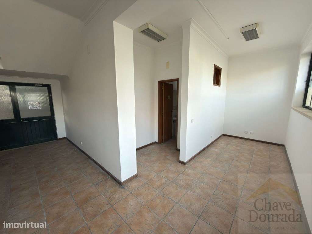 Dois armazéns - Taveiro-22