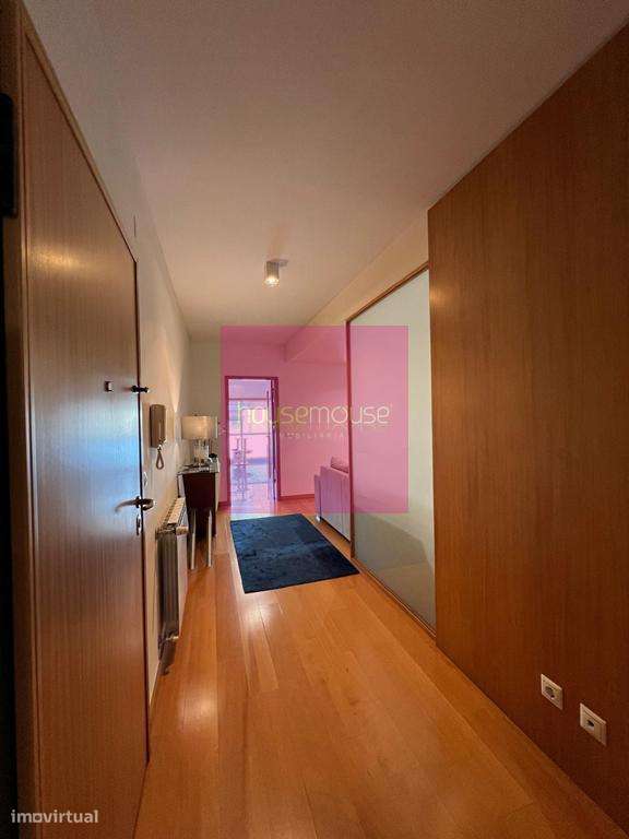 Apartamento T 3 Colégio D. Diogo de Sousa, no Centro da CIdade-7