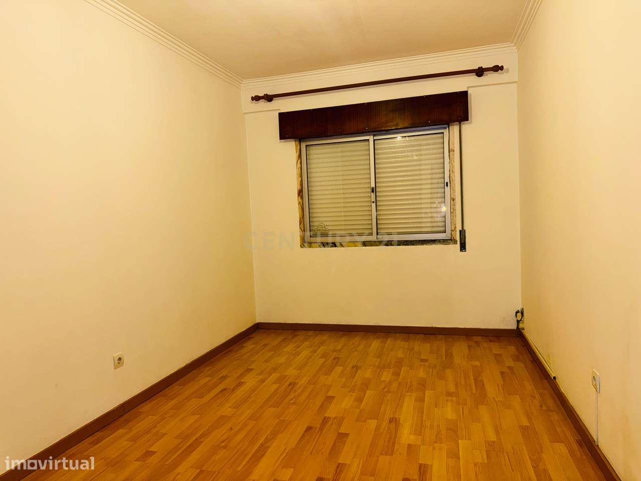 T3 com excelentes áreas, varanda e marquises | Parcialmente mobilado | - Grande imagem: 5/22