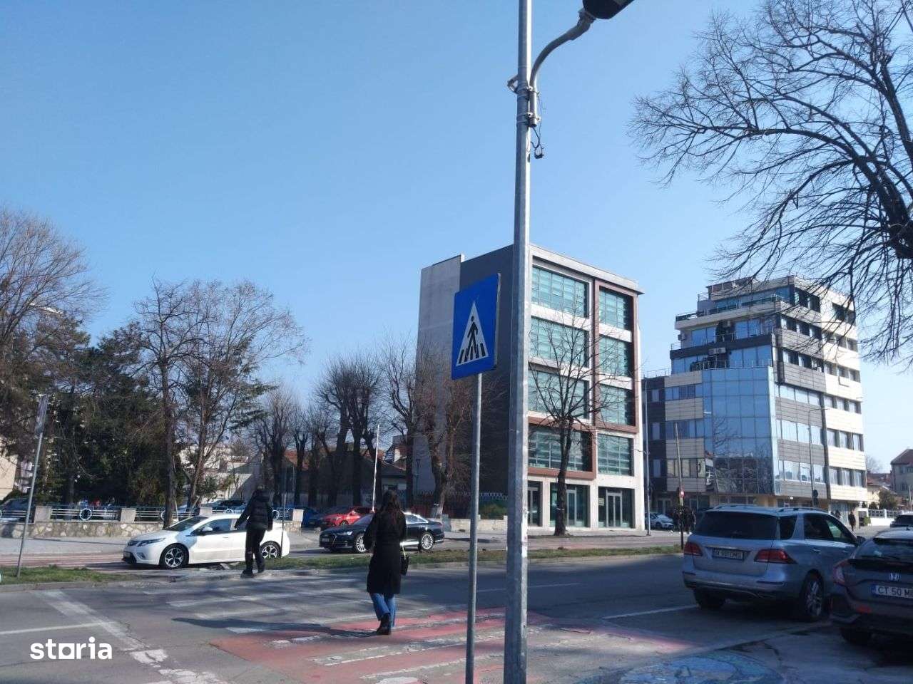 Bd. Mamaia -Univ. Ovidius -cladire de birouri / spatii comerciale-4