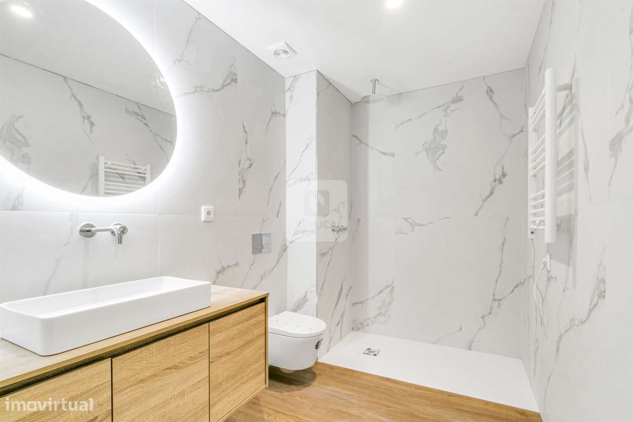 Penthouse T4 com Vista Panorâmica no Centro de Vila Nova de Gaia-29