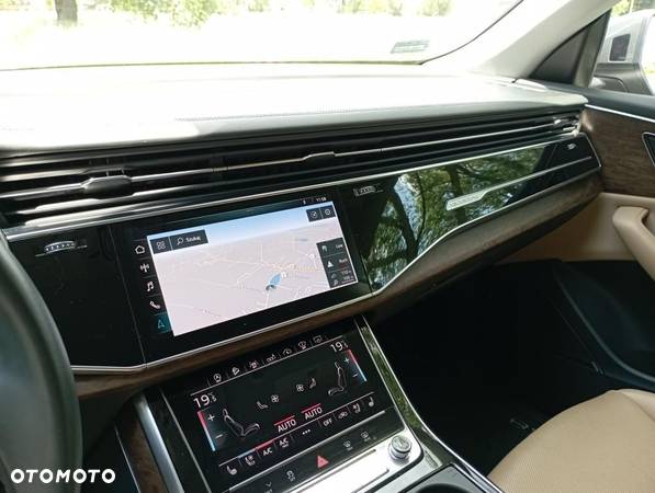 Audi Q8 55 TFSI quattro tiptronic - 16