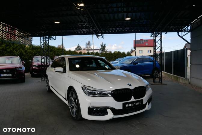 BMW Seria 7 750i - 3