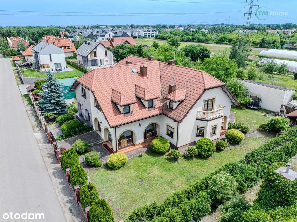 Białołęka, dom przy ulicy Porzeczkowej.-3