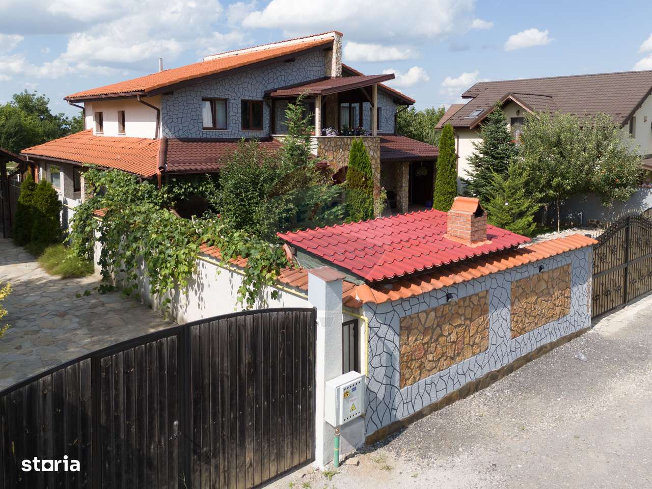 Conac, proprietate unica, in mijlocul naturii, Sacele! - Imagine principală: 3/20