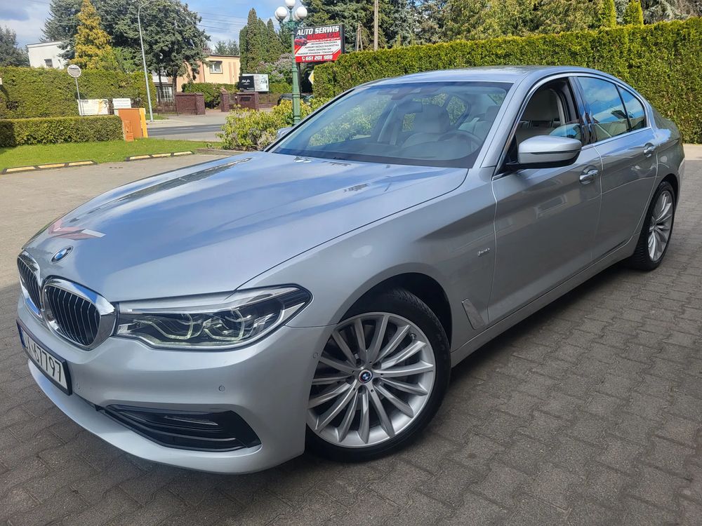 BMW 5 Series G30/G31 540i xDrive Luxury Line 2017