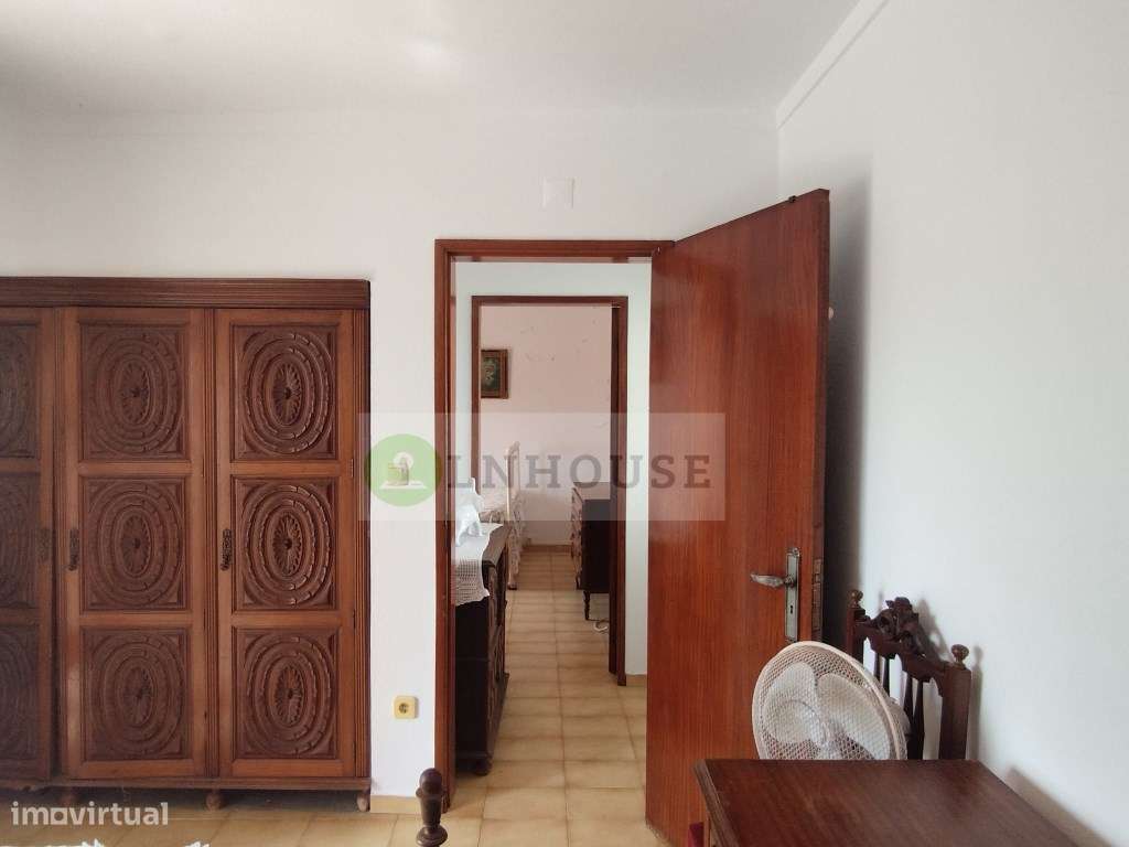 Moradia T2+2 com quintal e terraço, Azinhal-23