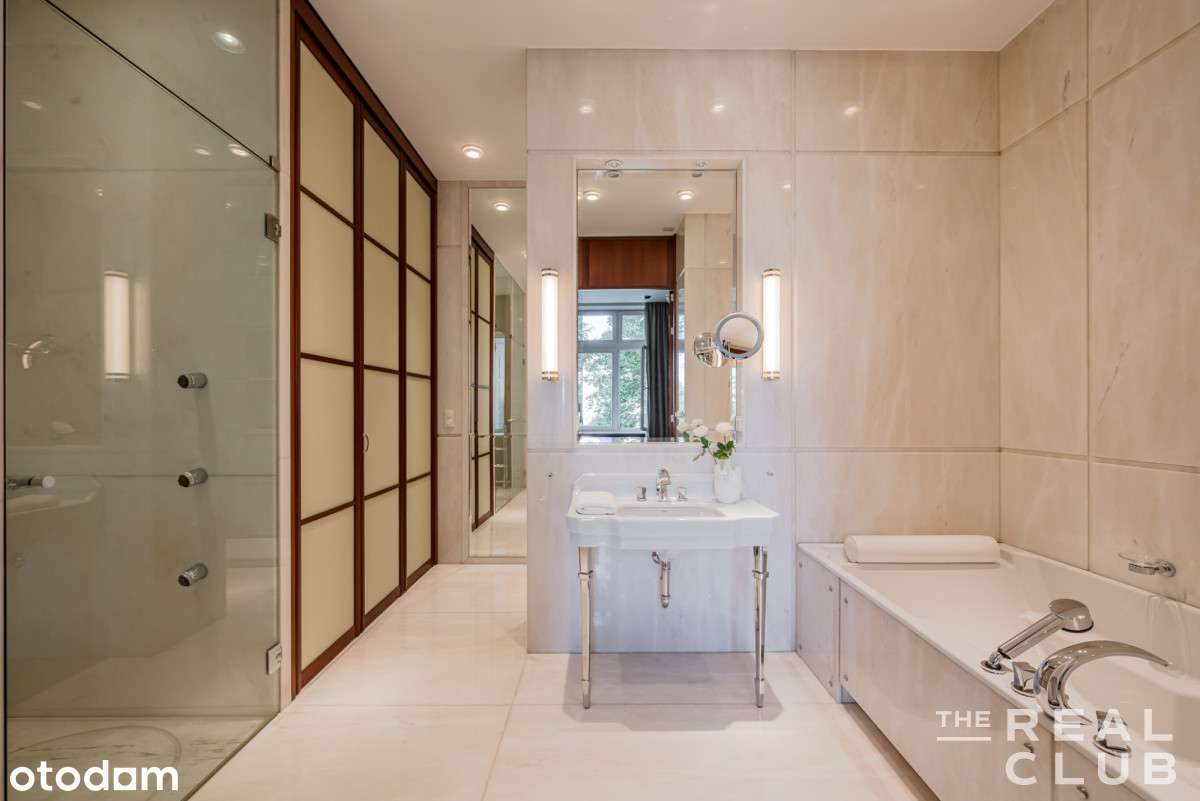 Unikatowy apartament przy Al. Róż z winniczką-7