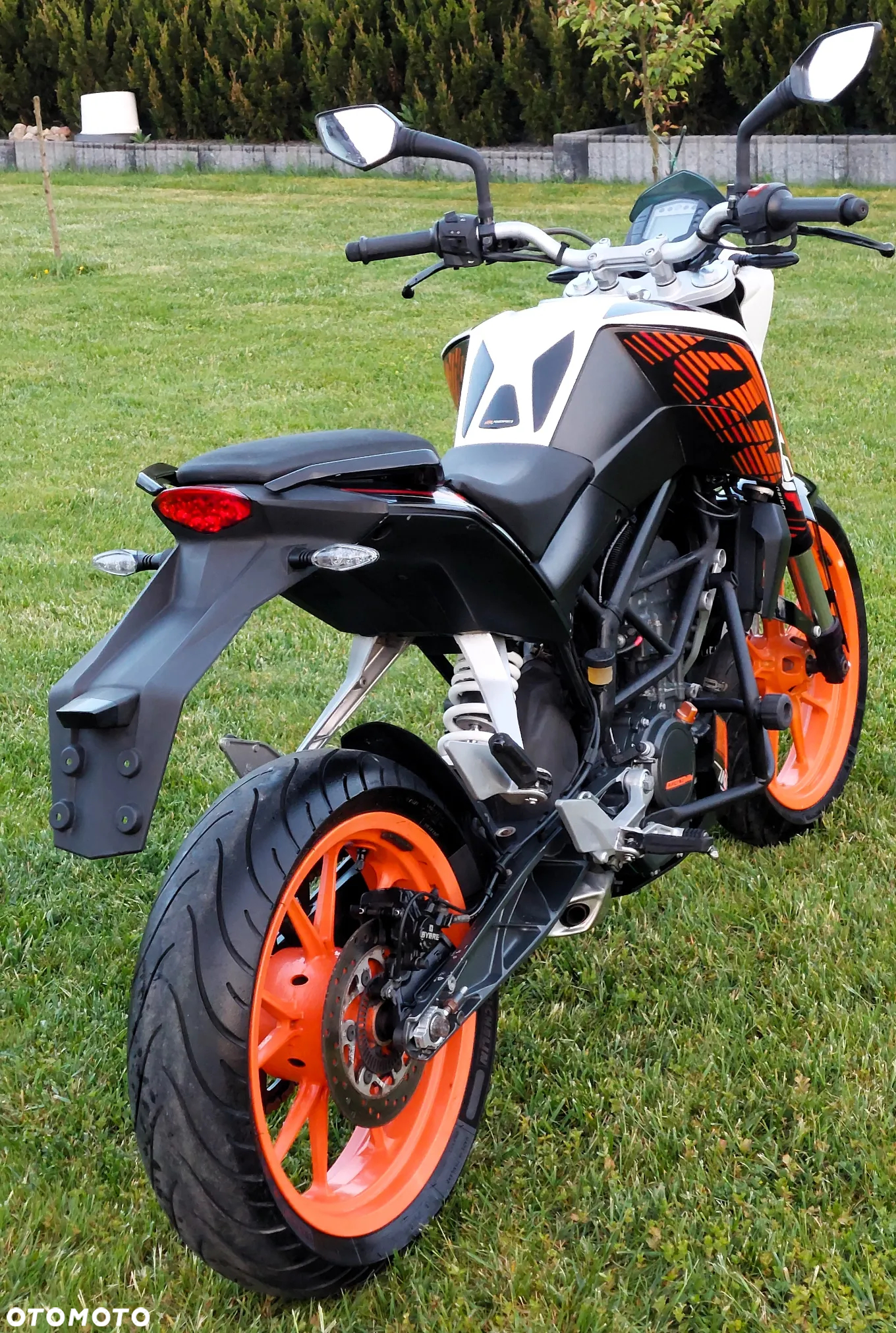 KTM Duke - 11