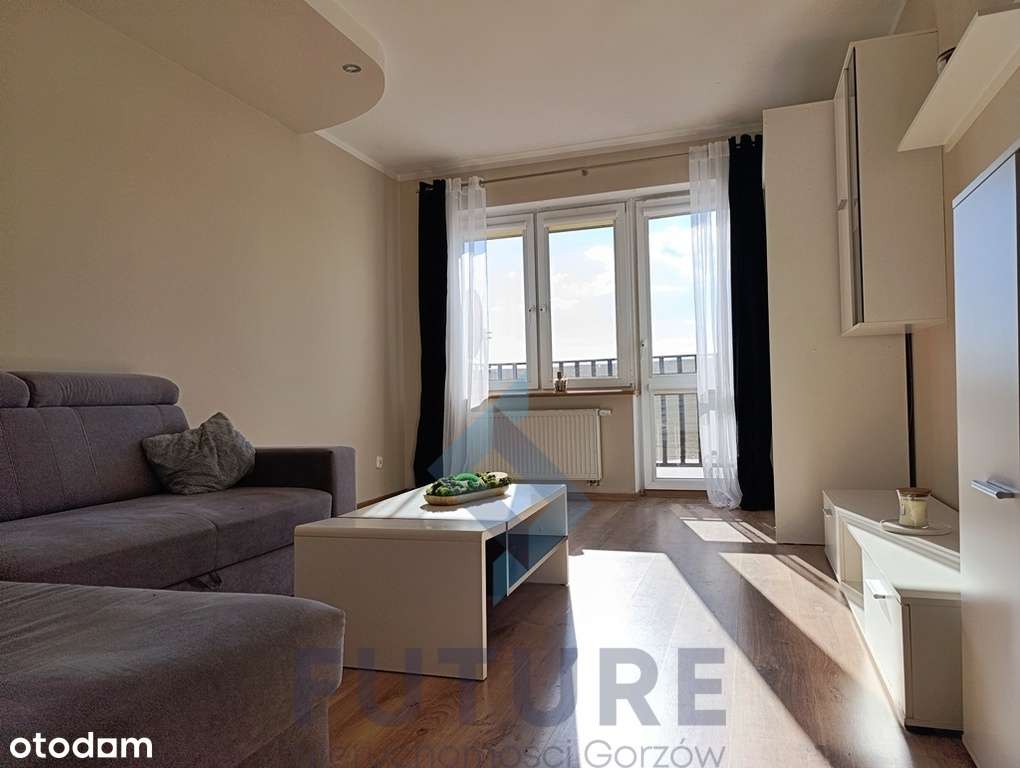 Na sprzedaż 3 pokojowe mieszkanie-0